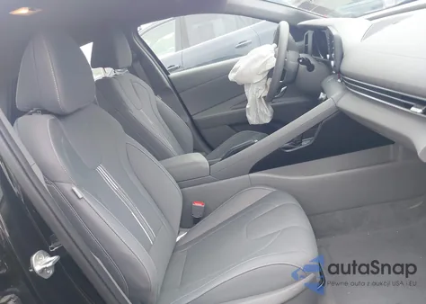 2023 Hyundai Elantra Sel z USA, uszkodzony, nr VIN 5NPLM4AG8PH112384